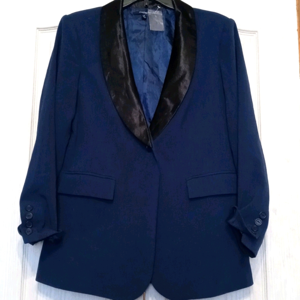 NWT Navy Blazer with Black Satin Collar 12
